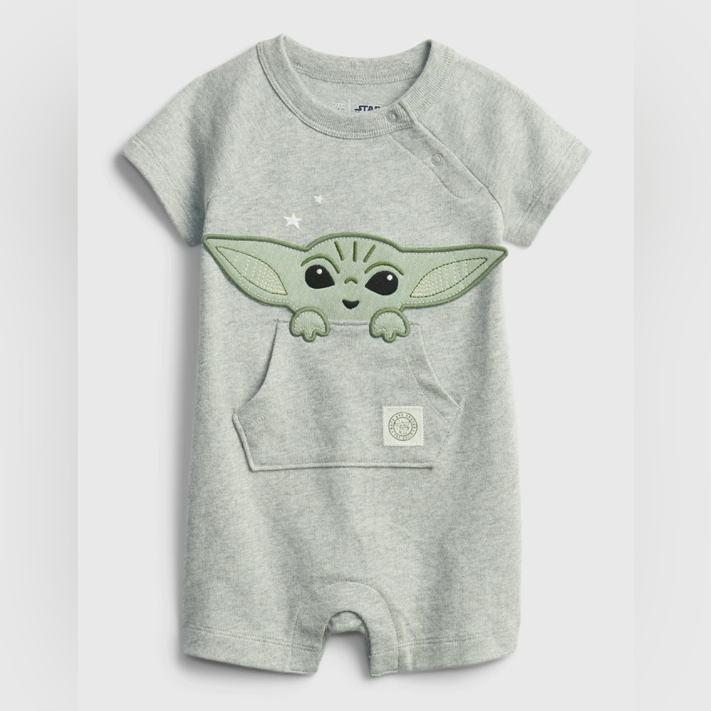 Baby Gap | Star Wars baby yoda romper 12-18m
